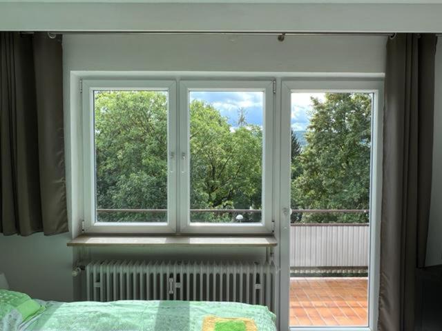 Ruhiges Und Klimatisiertes Apartment شتوتغارت المظهر الخارجي الصورة