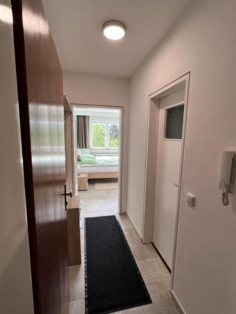 Ruhiges Und Klimatisiertes Apartment شتوتغارت المظهر الخارجي الصورة